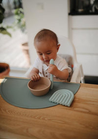 Mushie silicone bowl of blush