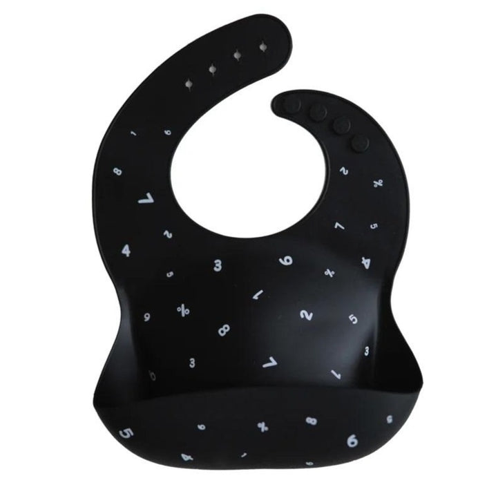 Mushie silicone bib Black Numbers
