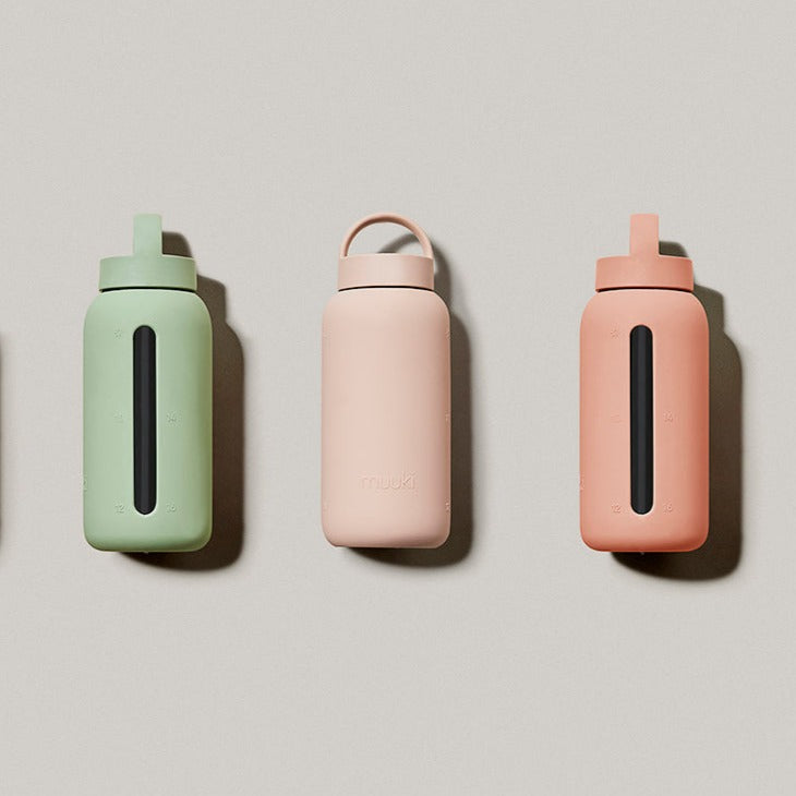 Muuki drinking bottle daily bottle canyon clay 720 ml Borosilicaat glas + siliconen en PP dop