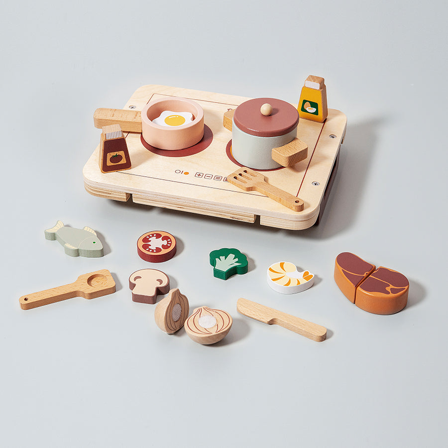 Petit Monkey wooden cooking set 3yrs+