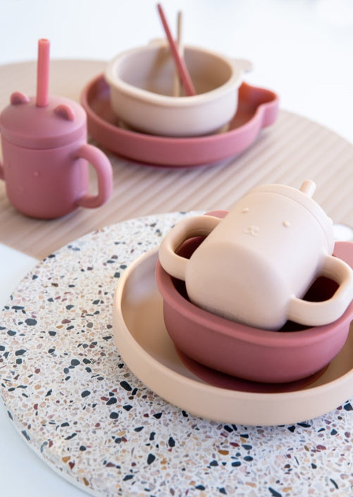 Petit Monkey silicone plate bear mahogany rose