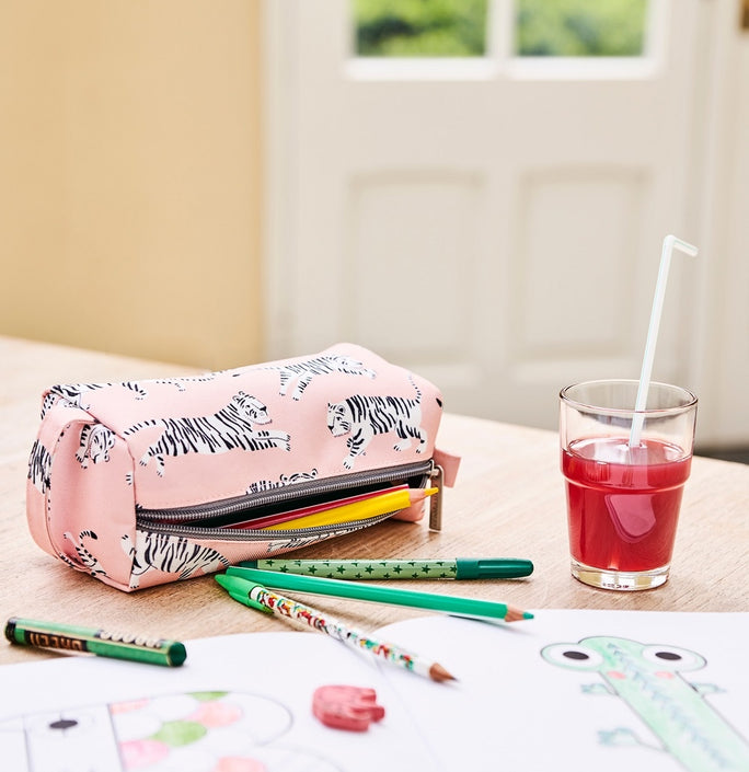 Petit Monkey pouch tiger white