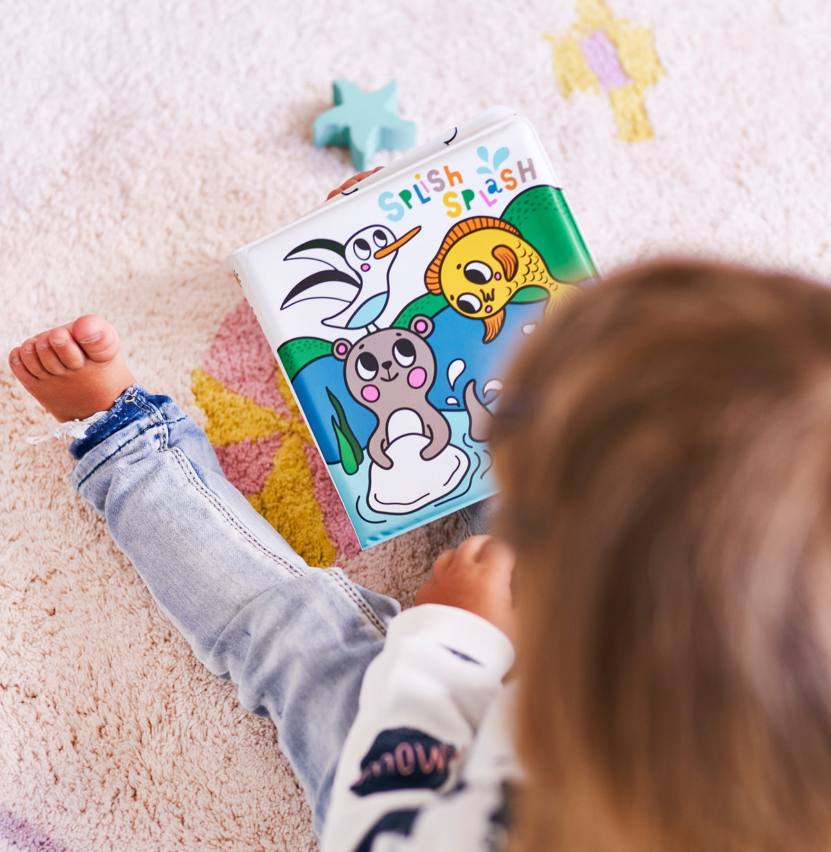 Petit Monkey magic bath book sea